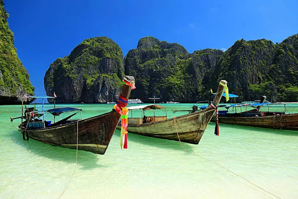 beautiful-maya-bay