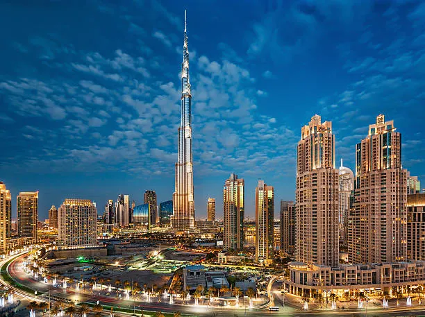 burj-khalifa-with-dubai-downtown-towers-at-sunset
